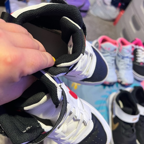 Nike Court a Borough Mid 2 - Picture 5 of 7